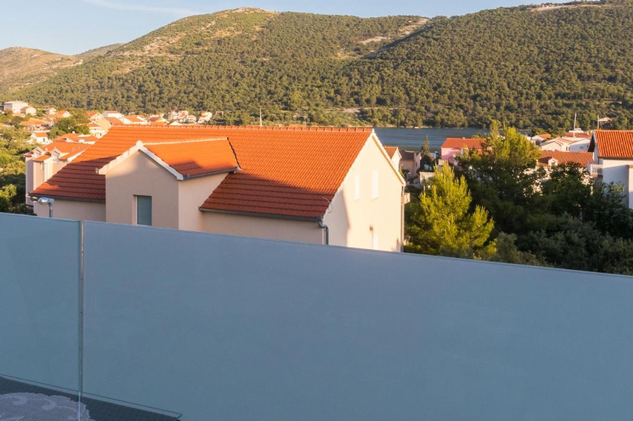 Apartments And Rooms With Parking Space Grebastica, Sibenik - 17831 Eksteriør billede